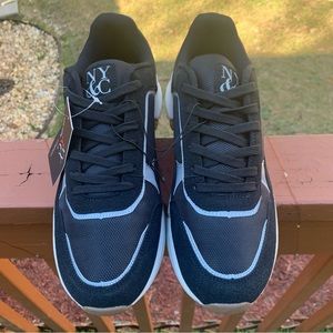 NEW YORK & COMPANY Men's Harvey Low Top Sneakers | Size 9M | Black  NY1083 NEW!!